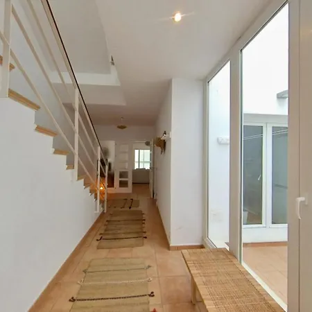 Casa Hijiflor * 科尼尔-德拉弗龙特拉